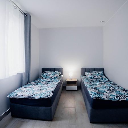 Osrodek Wypoczynkowy Wratislavia Hotell Radzyń Eksteriør bilde